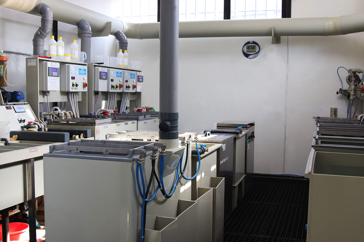 Bagni galvanici per gioielli ad Arezzo