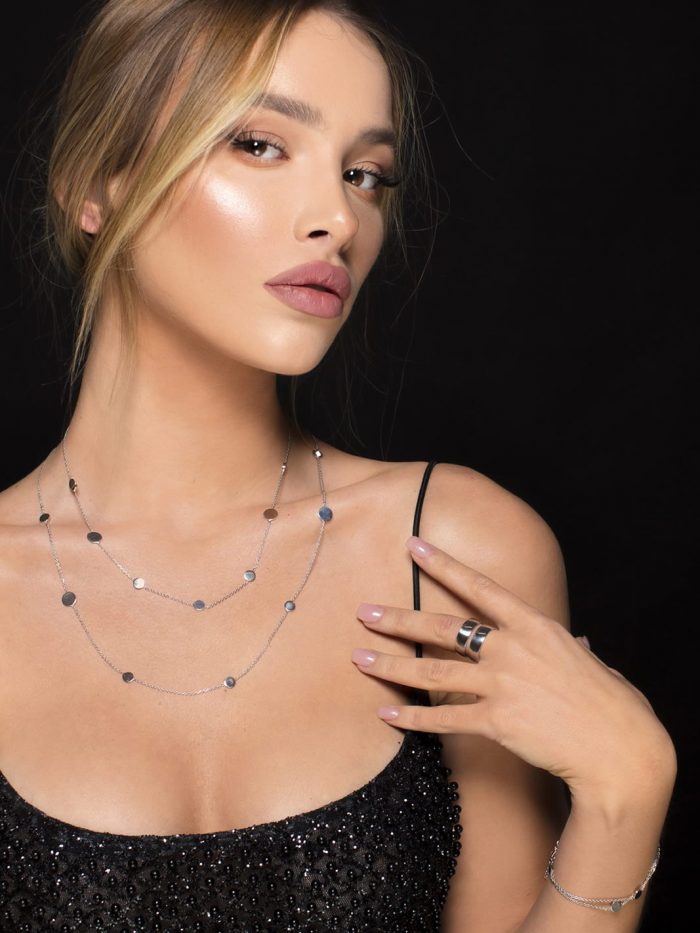Dorina Gegiçi model jewels Bejew azienda orafa Arezzo