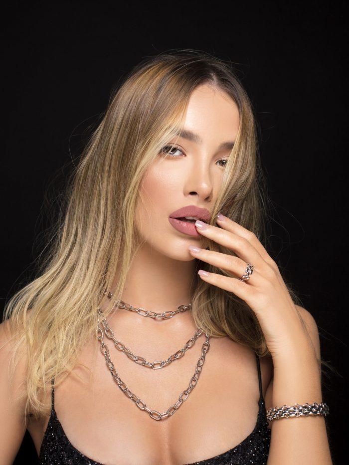 Dorina Gegiçi model jewels Bejew gioielli made in Tuscany